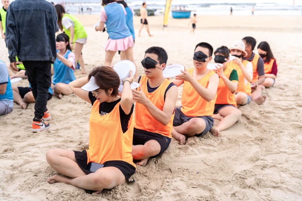 dịch vụ tổ chức team building