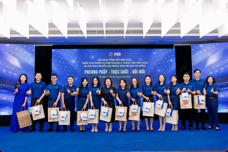 sự kiện tổng kết cuối năm MBBank