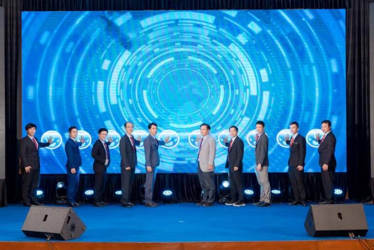 Tổ chức hội nghị khách hàng